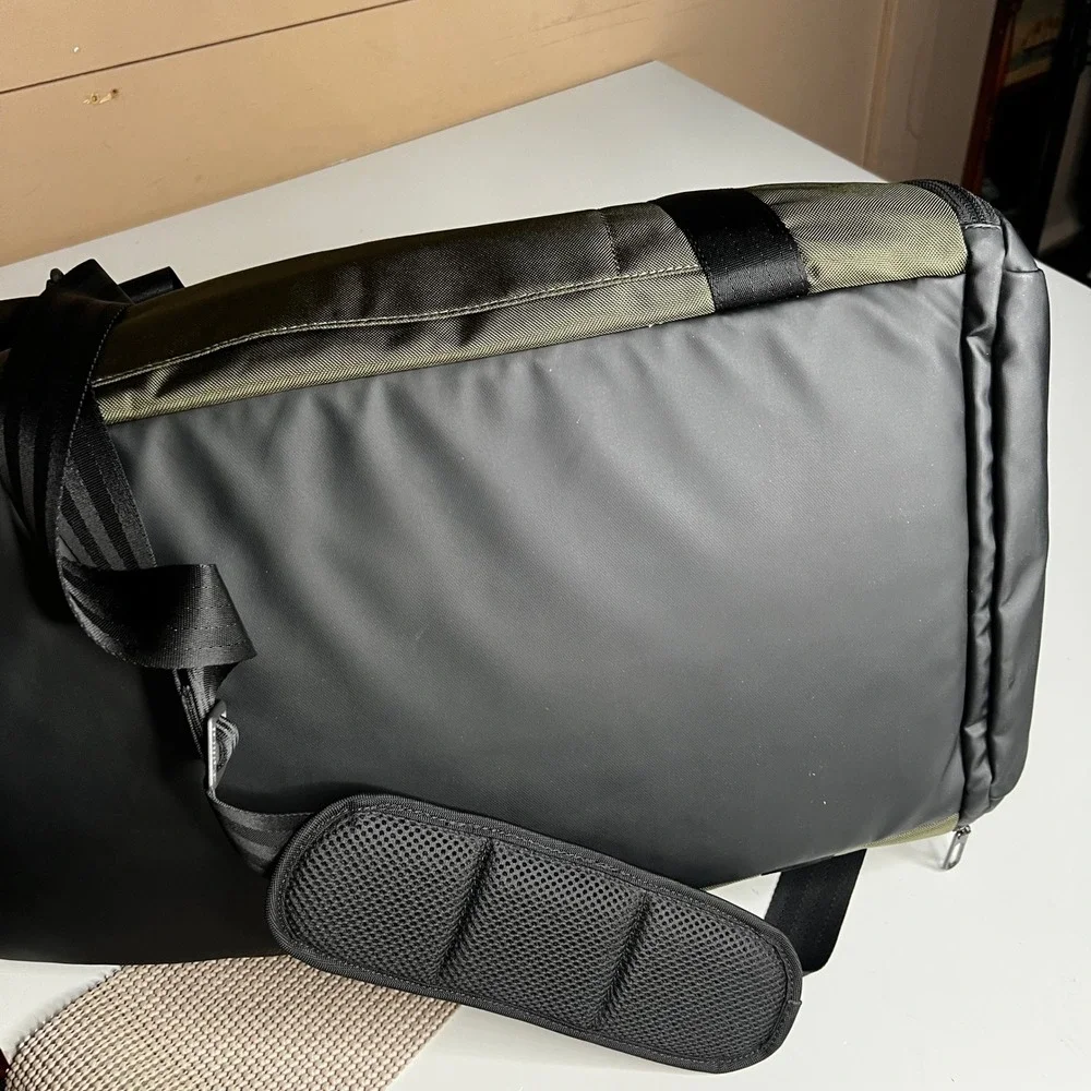 Briggs & Riley ZDX Cargo Duffel Bag Hunter Green ZXD175-23 Travel Gym Bag